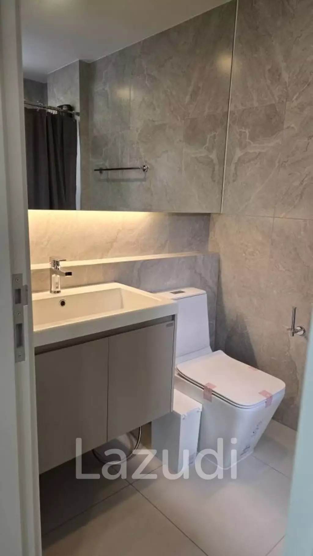 Luxury 4-Bedroom House for Rent Near BISP in Koh Kaew