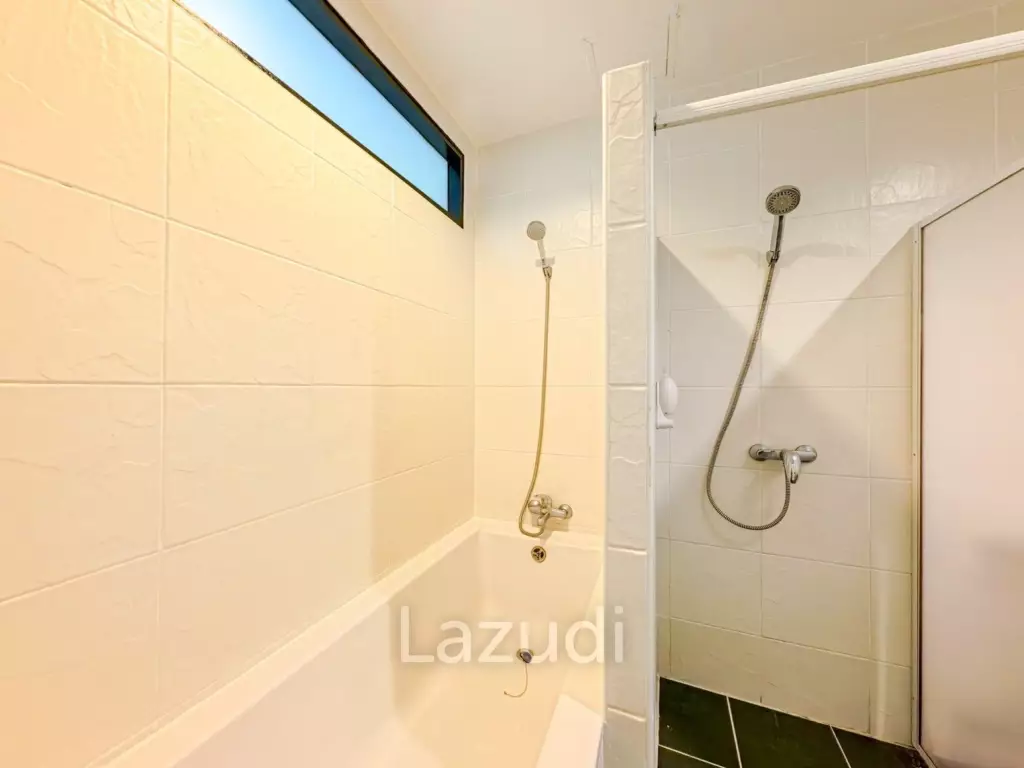 Jomtien Plaza Residence for Rent Spacious Studio Apartment