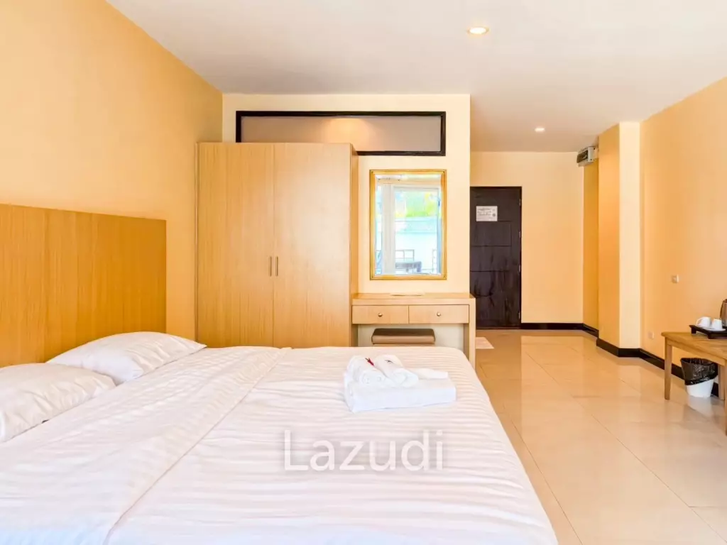 Jomtien Plaza Residence for Rent Spacious Studio Apartment