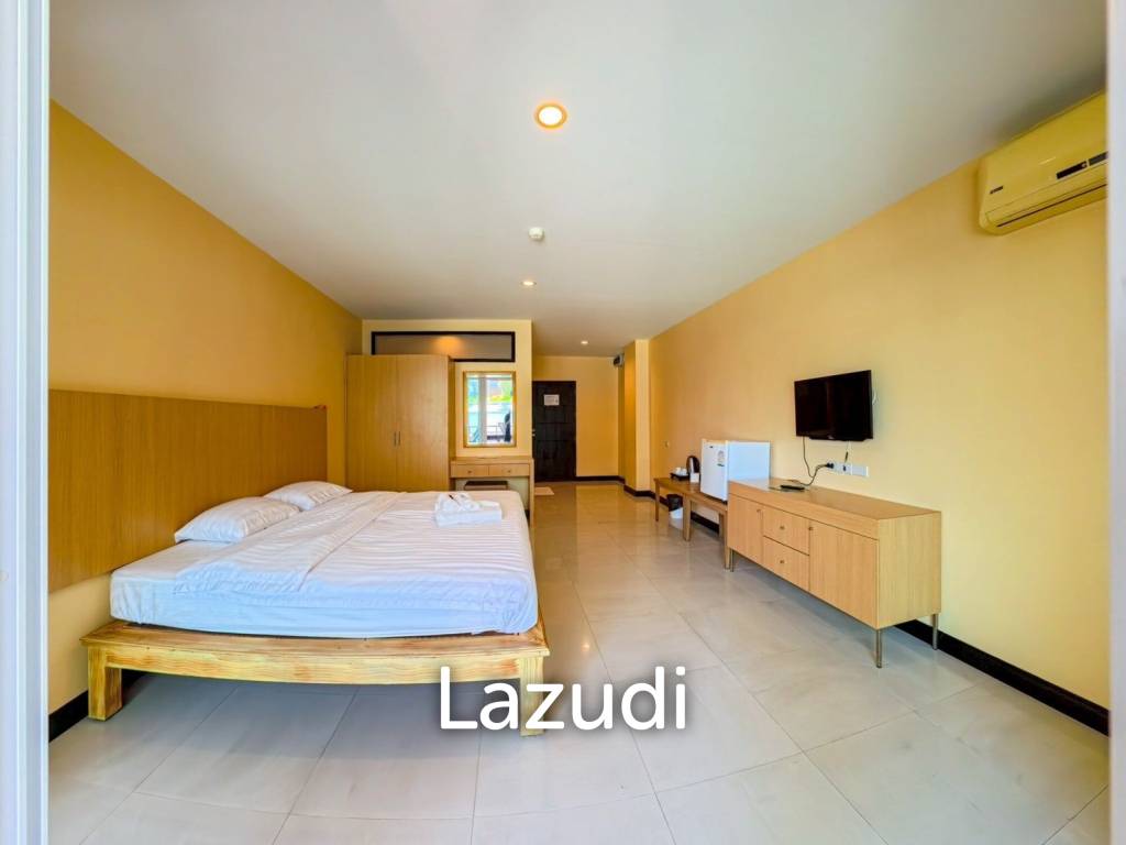 Jomtien Plaza Residence for Rent Spacious Studio Apartment