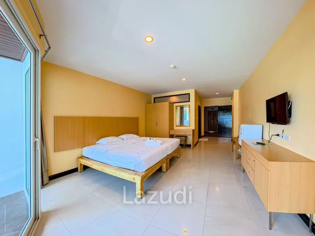 Jomtien Plaza Residence for Rent Spacious Studio Apartment