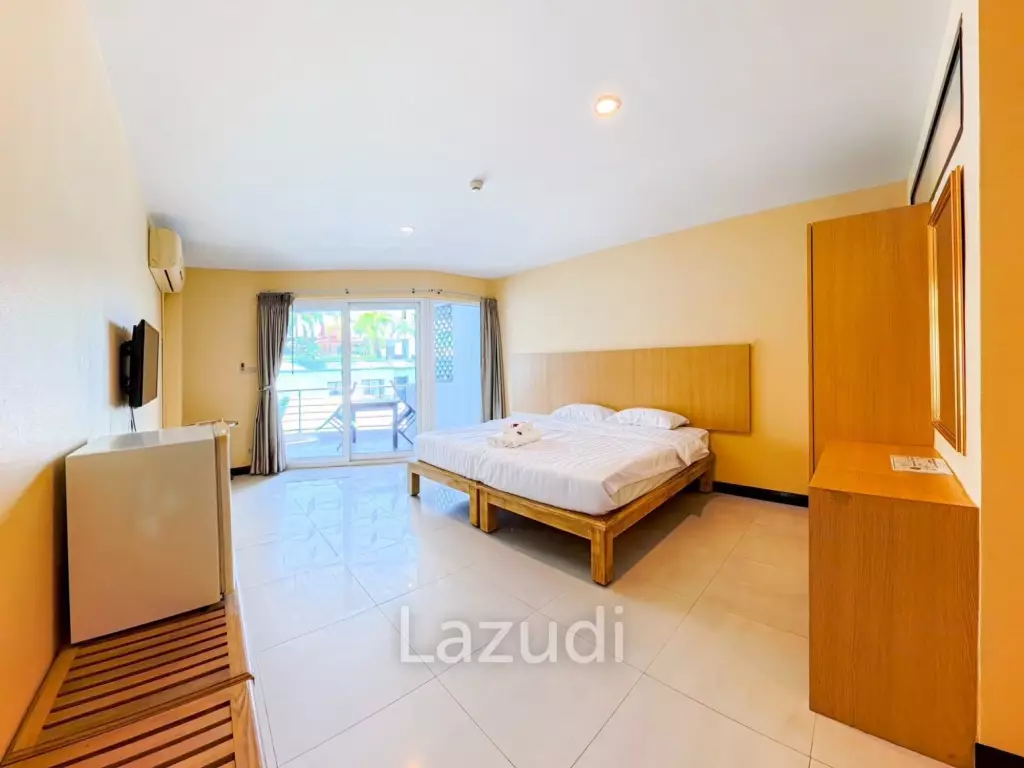 Jomtien Plaza Residence for Rent Spacious Studio Apartment