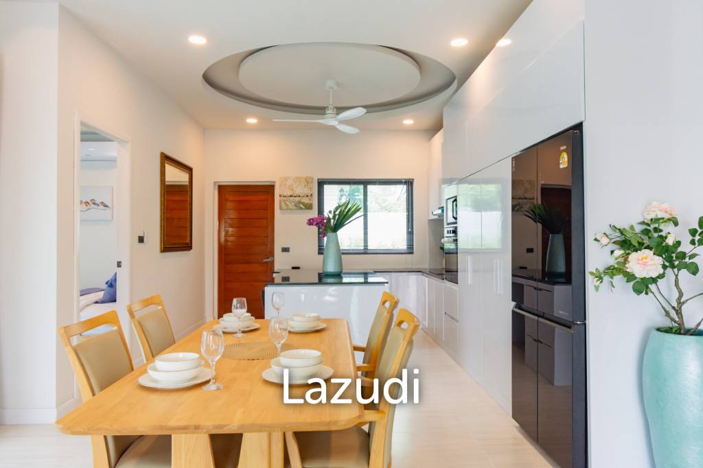Modern 227 sqm Pool Villa in Villa Vista Thap Tai Hua Hin