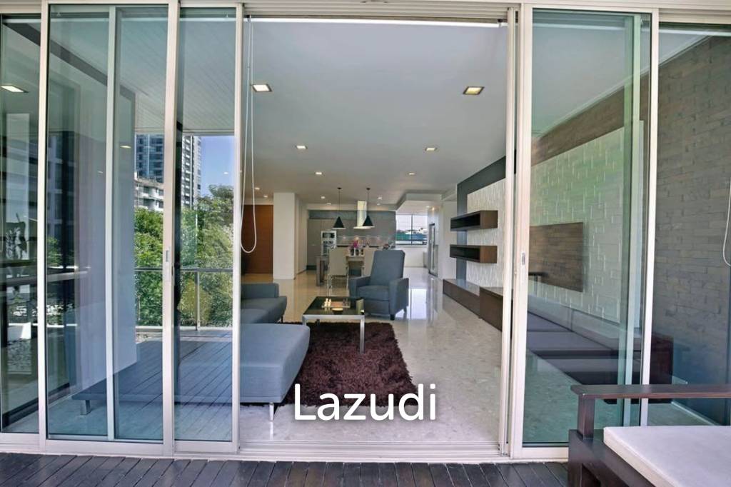 199 sqm condo on 3rd floor in Phra Khanong Bangkok