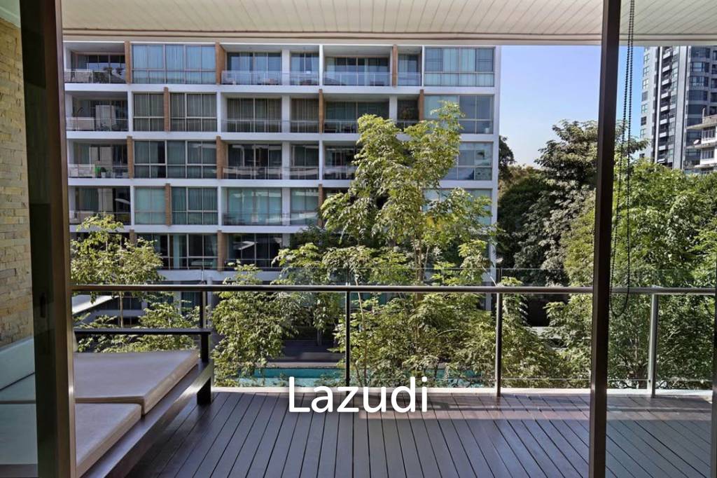 199 sqm condo on 3rd floor in Phra Khanong Bangkok
