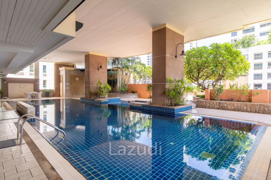 87 Sqm 2 Bed 2 Bath Sukhumvit City Resort