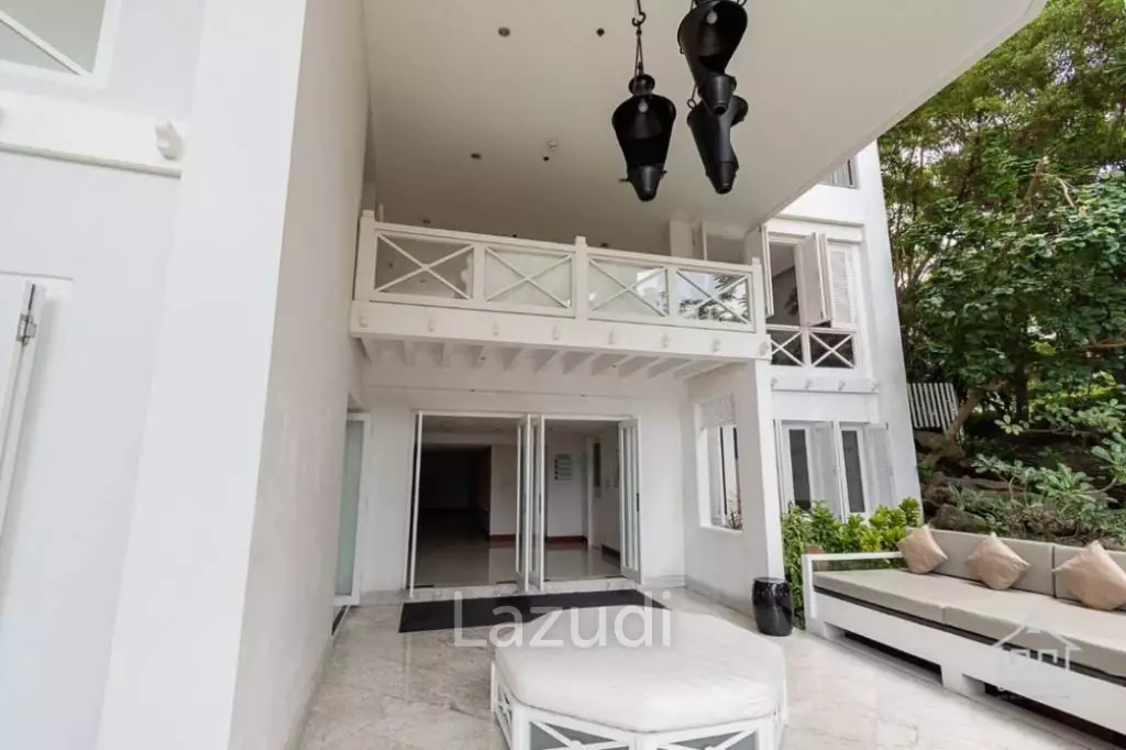 42 sqm Sea-View 1-Bed Condo at Boathouse Hua Hin