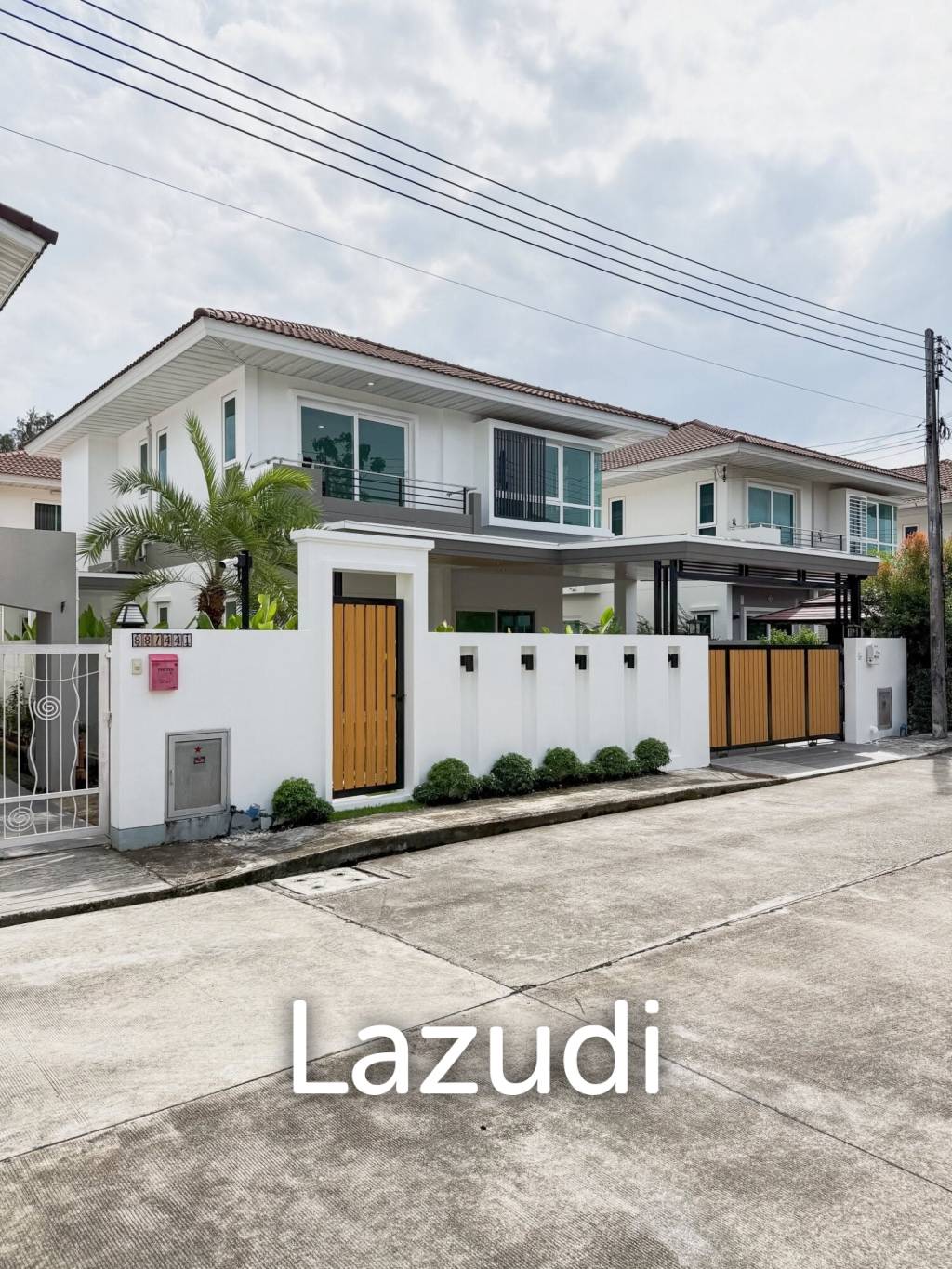 2-Storey Detached House for Sale in Koh Kaew