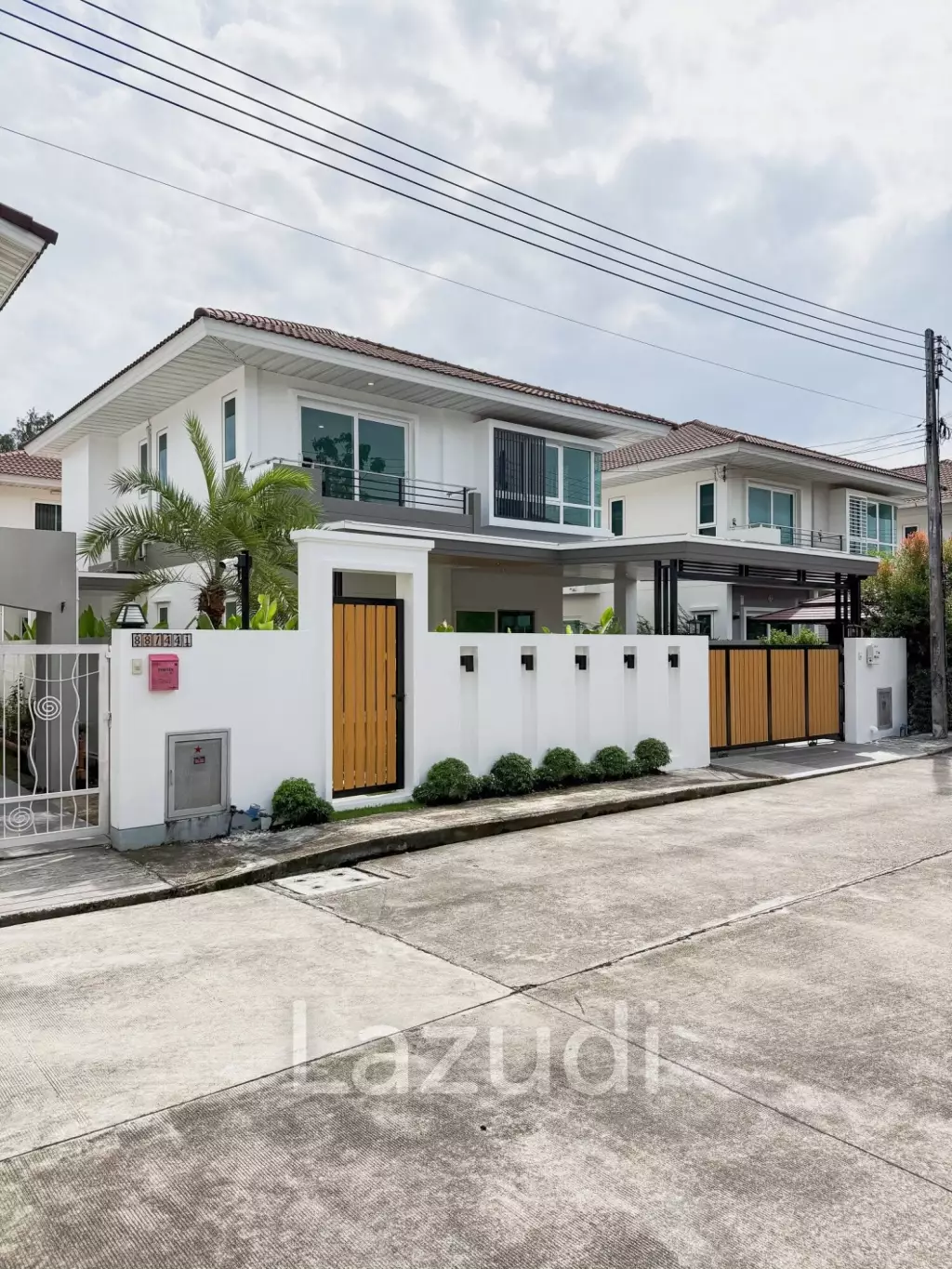 2-Storey Detached House for Sale in Koh Kaew