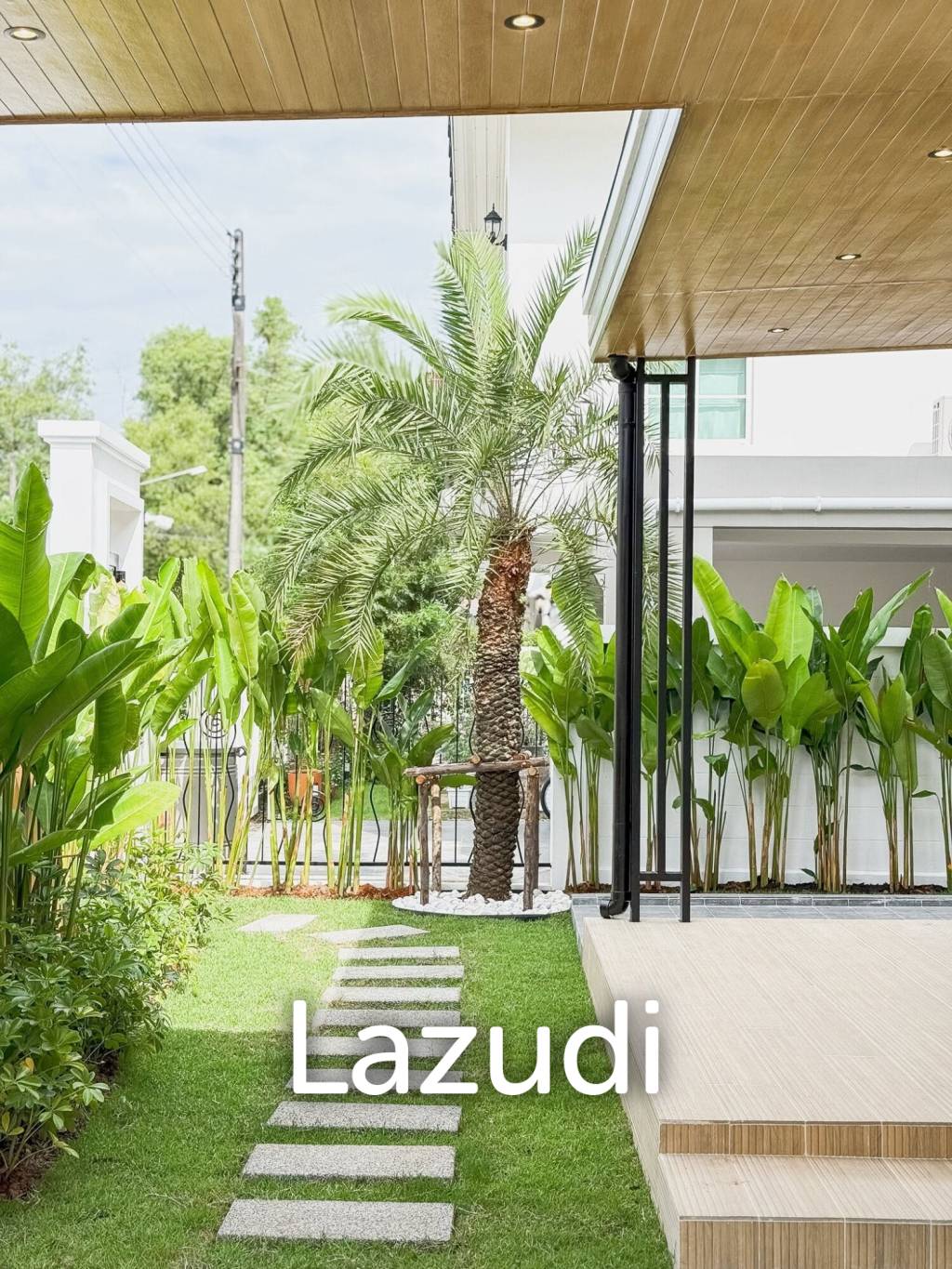 2-Storey Detached House for Sale in Koh Kaew