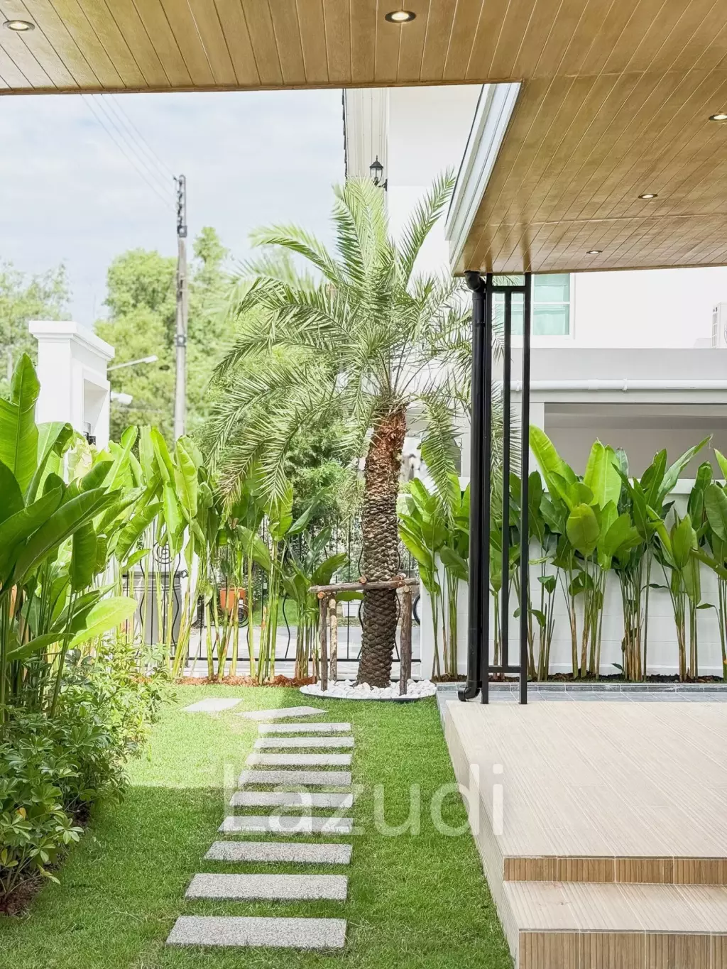 2-Storey Detached House for Sale in Koh Kaew