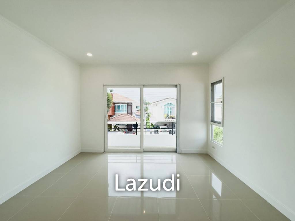 2-Storey Detached House for Sale in Koh Kaew