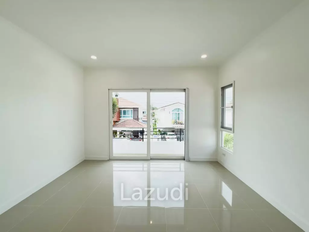 2-Storey Detached House for Sale in Koh Kaew