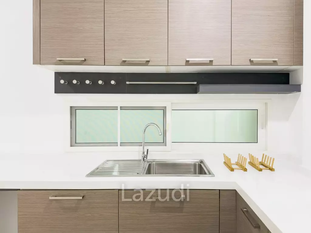 2-Storey Detached House for Sale in Koh Kaew