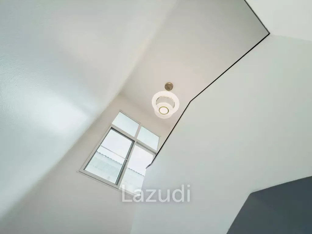 2-Storey Detached House for Sale in Koh Kaew