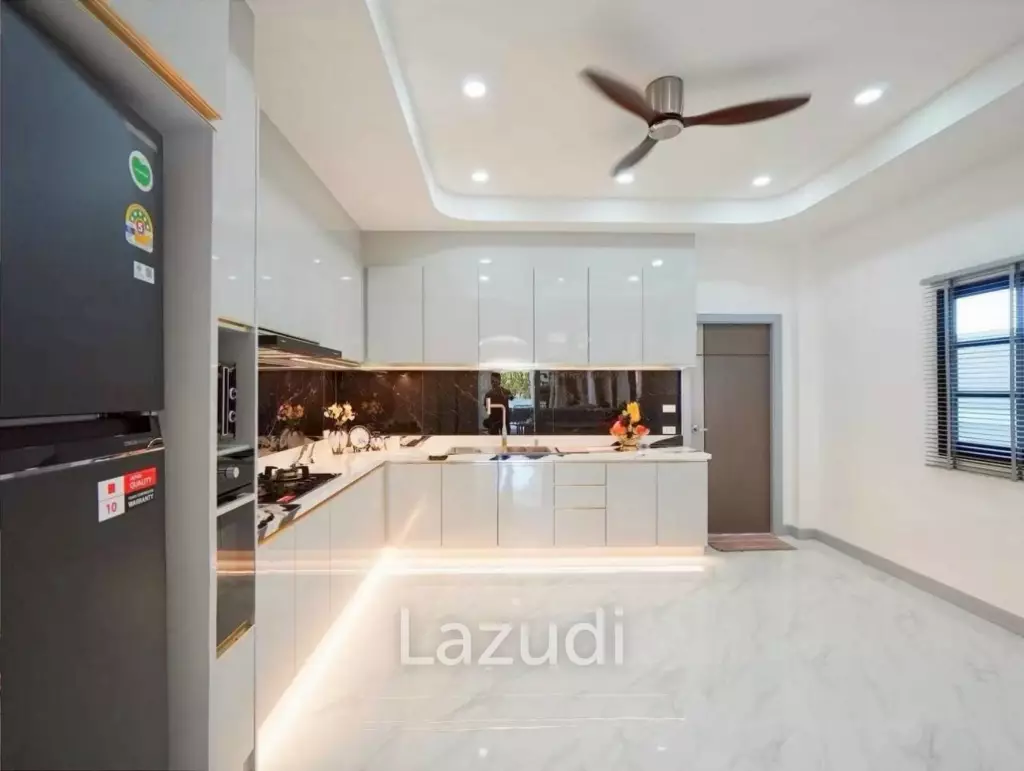 Modern Renovated Pool Villa for Sale Near Mabprachan Lake