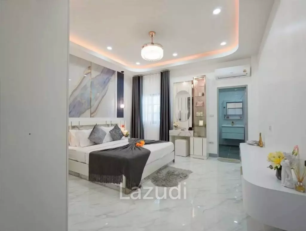 Modern Renovated Pool Villa for Sale Near Mabprachan Lake