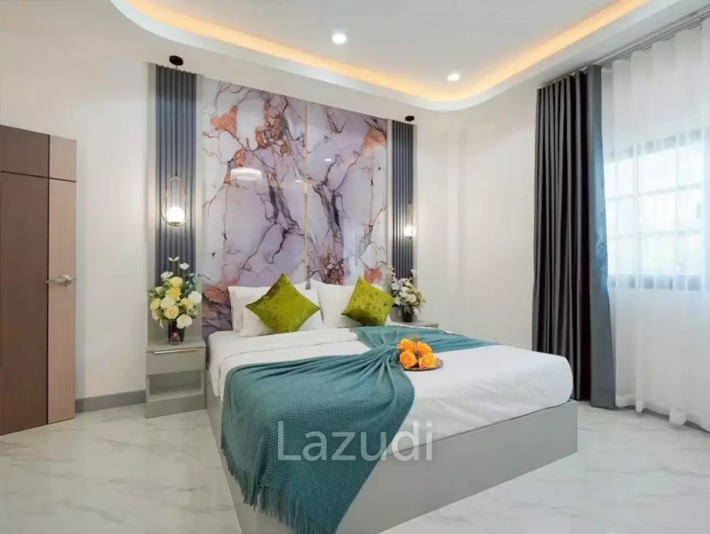 Modern Renovated Pool Villa for Sale Near Mabprachan Lake