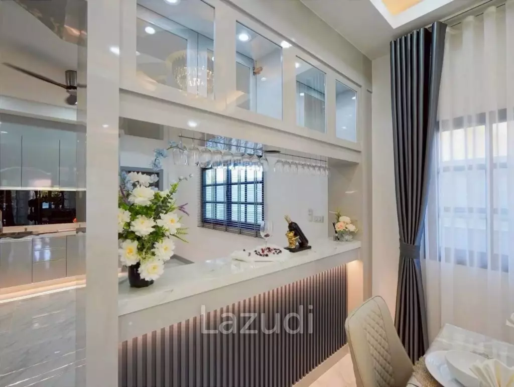 Modern Renovated Pool Villa for Sale Near Mabprachan Lake