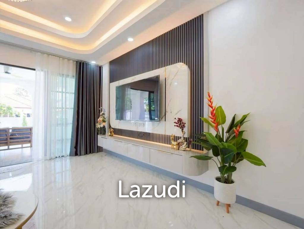 Modern Renovated Pool Villa for Sale Near Mabprachan Lake