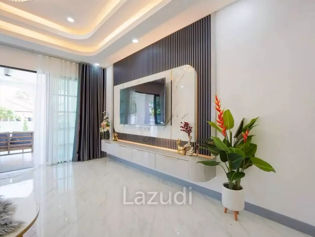 Modern Renovated Pool Villa for Sale Near Mabprachan Lake