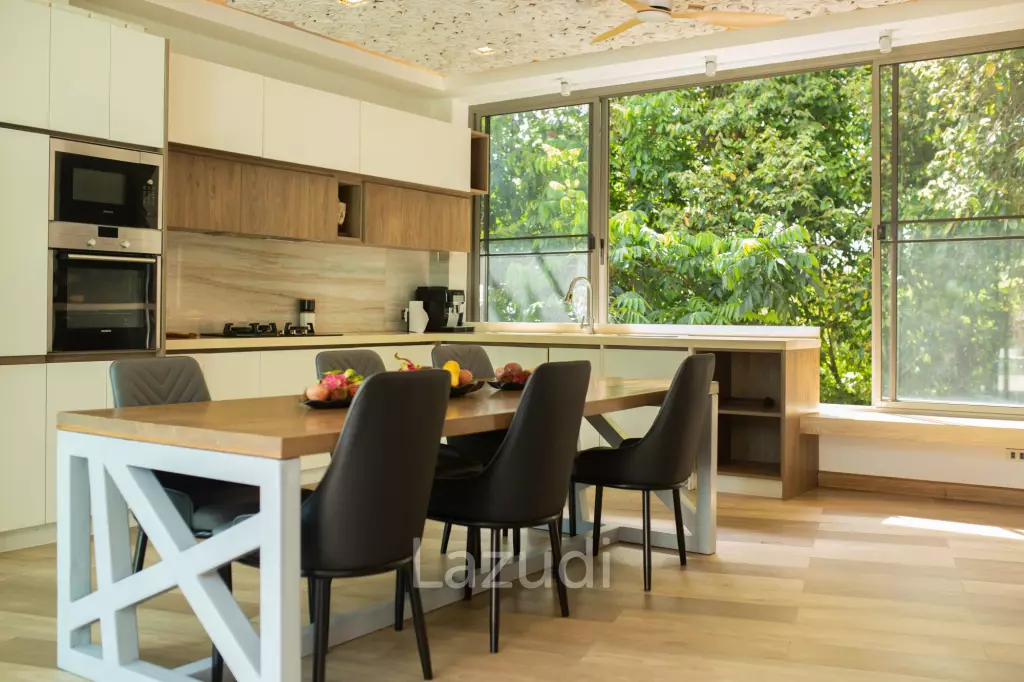 3 bedrooms pool villa in Soi Khaopra Bophut with panoramic mountains view and partial sea view