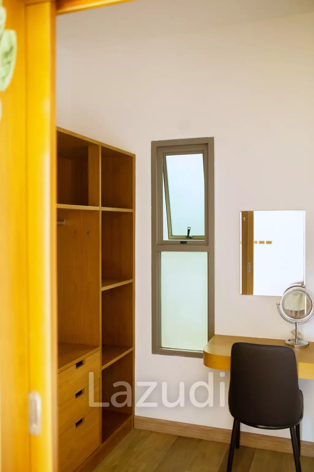 3 bedrooms pool villa in Soi Khaopra Bophut with panoramic mountains view and partial sea view