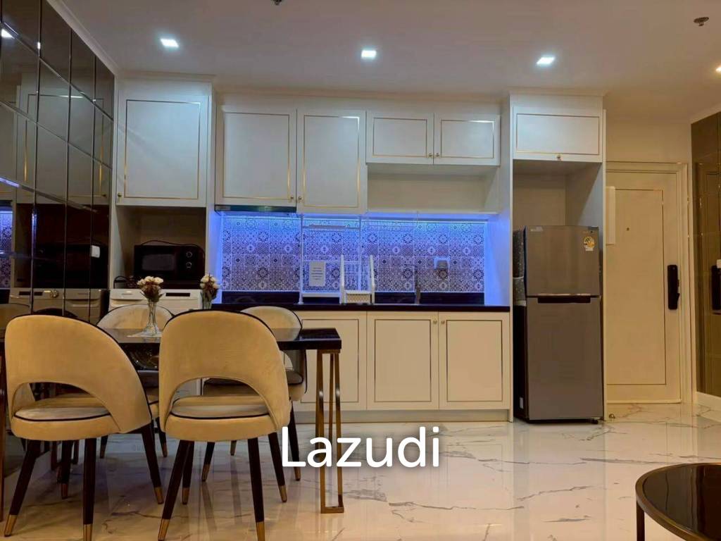 Two-Bedroom for Rent At The Empire Tower Condominium