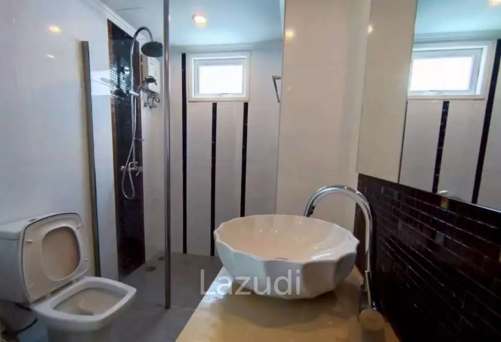 Amazon Residence  Condominium for Rent Pool View