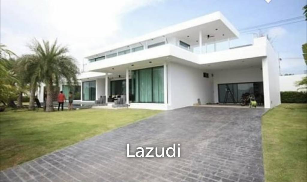 700 Sqm 4 Bed 4 Bath Villa For Sale