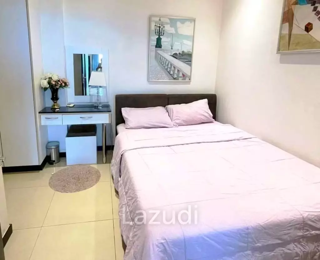 Spacious Modern Two-Bedroom for Rent At View Talay 3