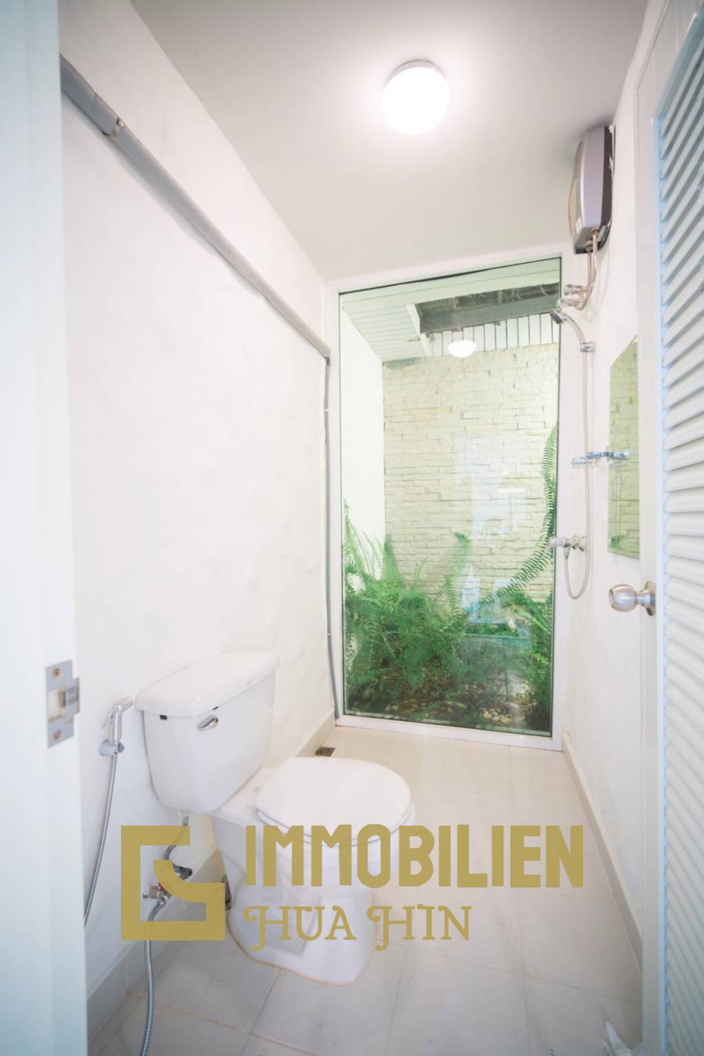 Zu verkaufen/vermieten: Geräumige möblierte 3 Schlafzimmer-Villa mit Pool in Cha Am