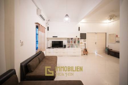 Zu verkaufen/vermieten: Geräumige möblierte 3 Schlafzimmer-Villa mit Pool in Cha Am