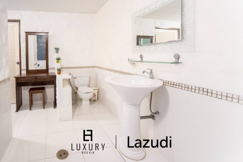 560 metro cuadrado 3 ` 3 Baño Villa de Venta