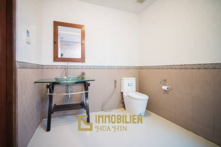 Zu verkaufen/vermieten: Geräumige möblierte 3 Schlafzimmer-Villa mit Pool in Cha Am