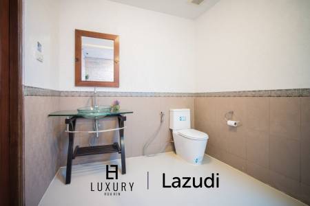 560 metro cuadrado 3 ` 3 Baño Villa de Venta