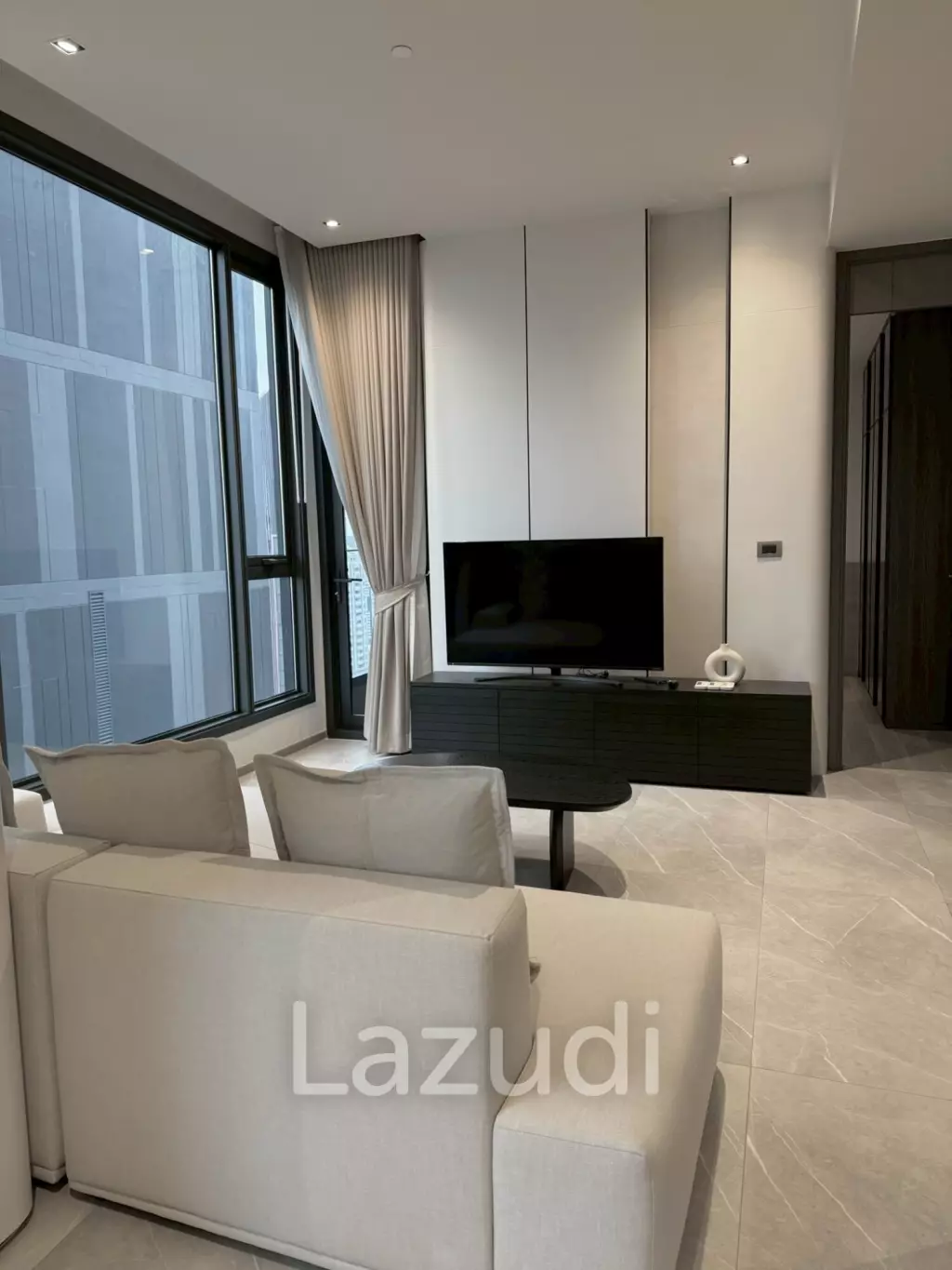 87 sqm high-floor condo at Hyde Heritage Thonglor, Khlong Tan Nuea