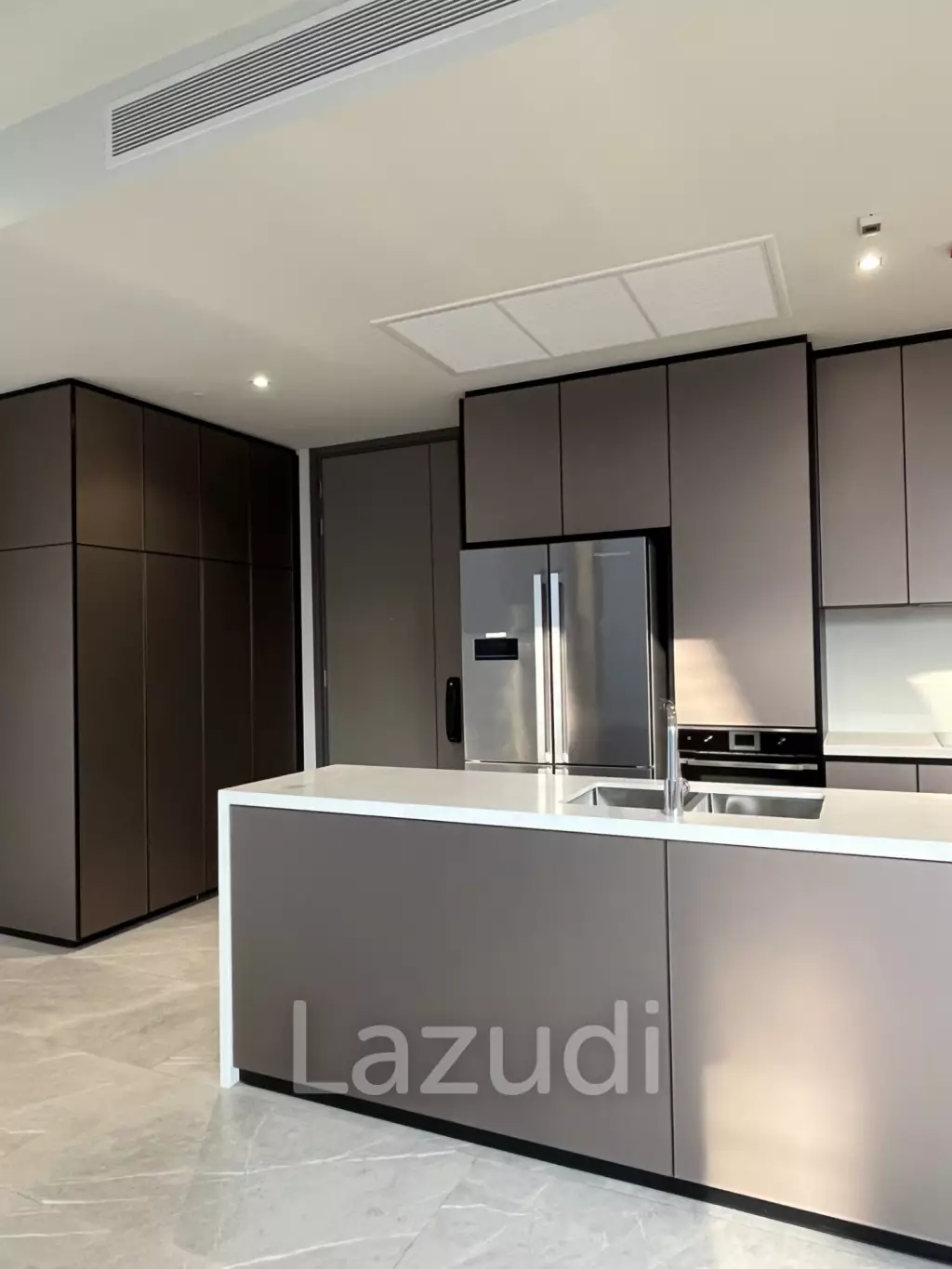 87 sqm high-floor condo at Hyde Heritage Thonglor, Khlong Tan Nuea