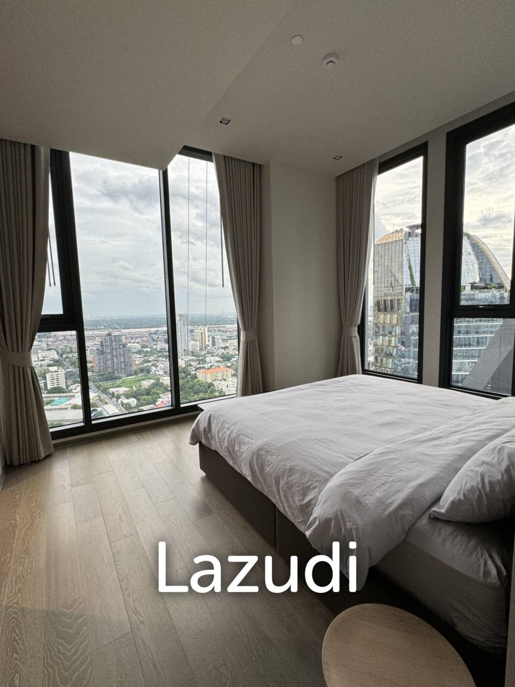 87 sqm high-floor condo at Hyde Heritage Thonglor, Khlong Tan Nuea