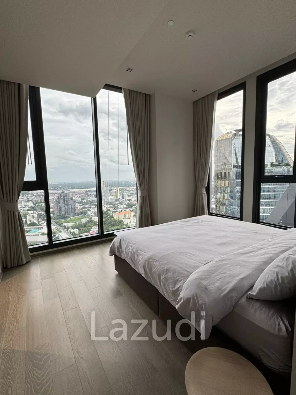 87 sqm high-floor condo at Hyde Heritage Thonglor, Khlong Tan Nuea