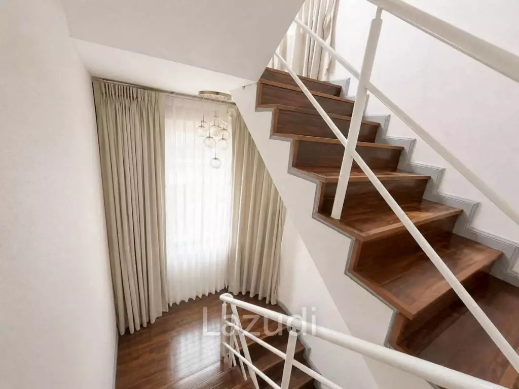 Chateau Dale Villa for Rent Elegant Two-Storey Family Home