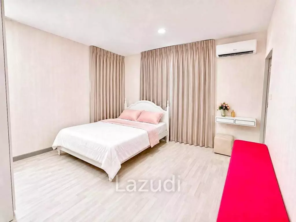 Chateau Dale Villa for Rent Elegant Two-Storey Family Home