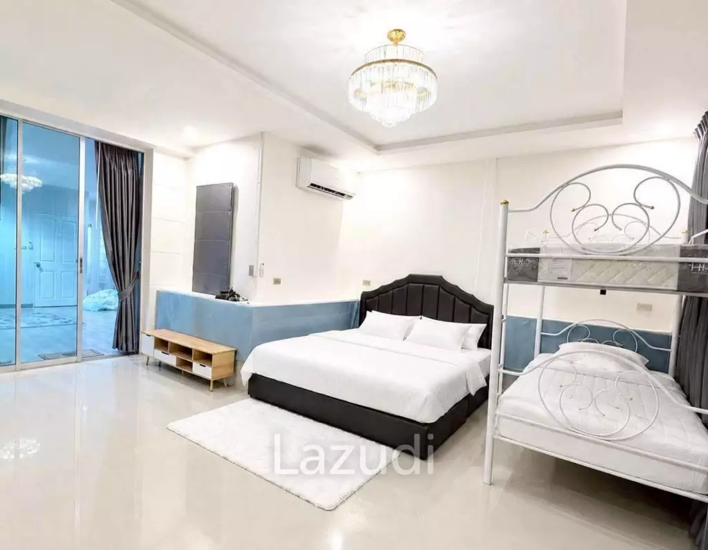 Chateau Dale Villa for Rent Elegant Two-Storey Family Home