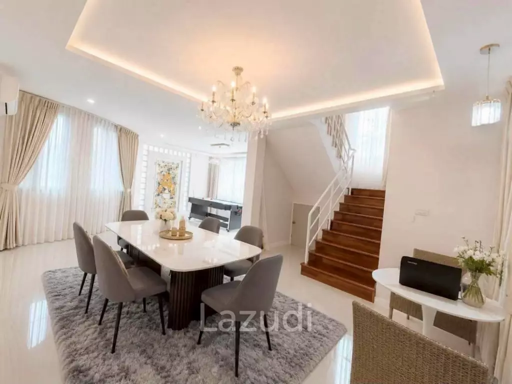 Chateau Dale Villa for Rent Elegant Two-Storey Family Home
