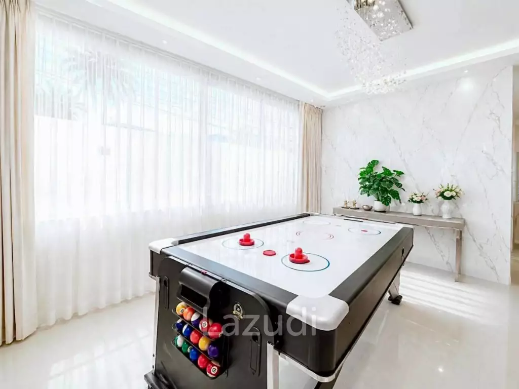Chateau Dale Villa for Rent Elegant Two-Storey Family Home