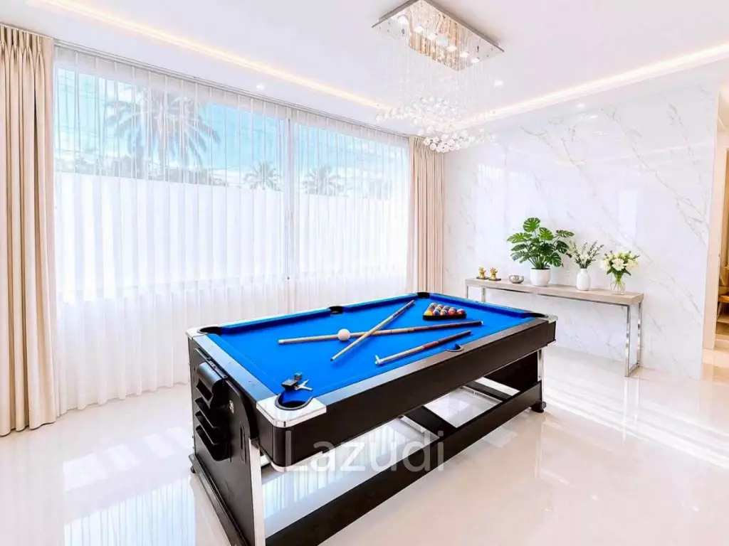 Chateau Dale Villa for Rent Elegant Two-Storey Family Home