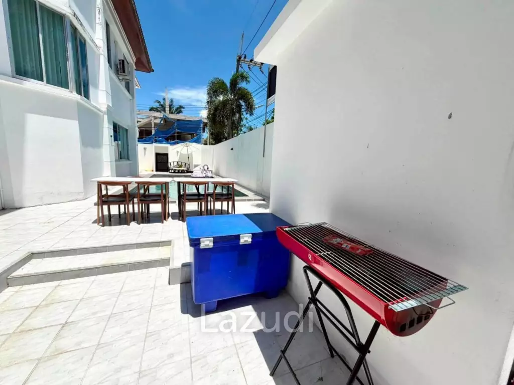 Chateau Dale Villa for Rent Elegant Two-Storey Family Home
