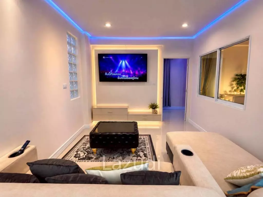 Chateau Dale Villa for Rent Elegant Two-Storey Family Home