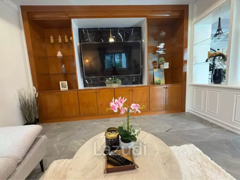 Spacious 2-Storey Pool Villa for Rent in Muang Phuket