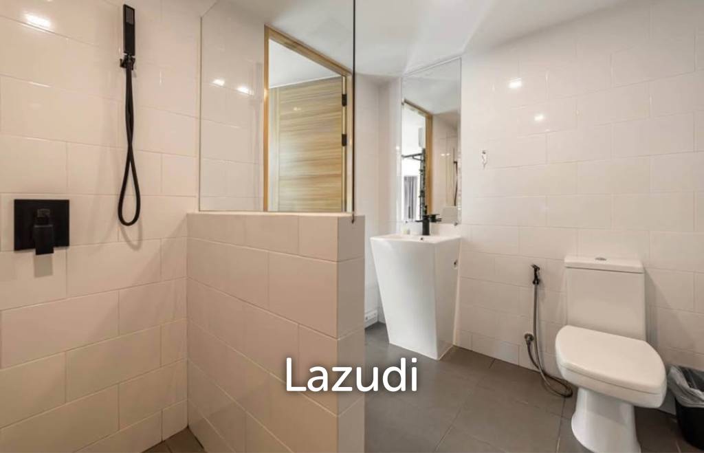 Spacious 1-Bedroom Condo 5 Mins from Nai Harn Beach